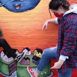 Meet your Posher, Chloe